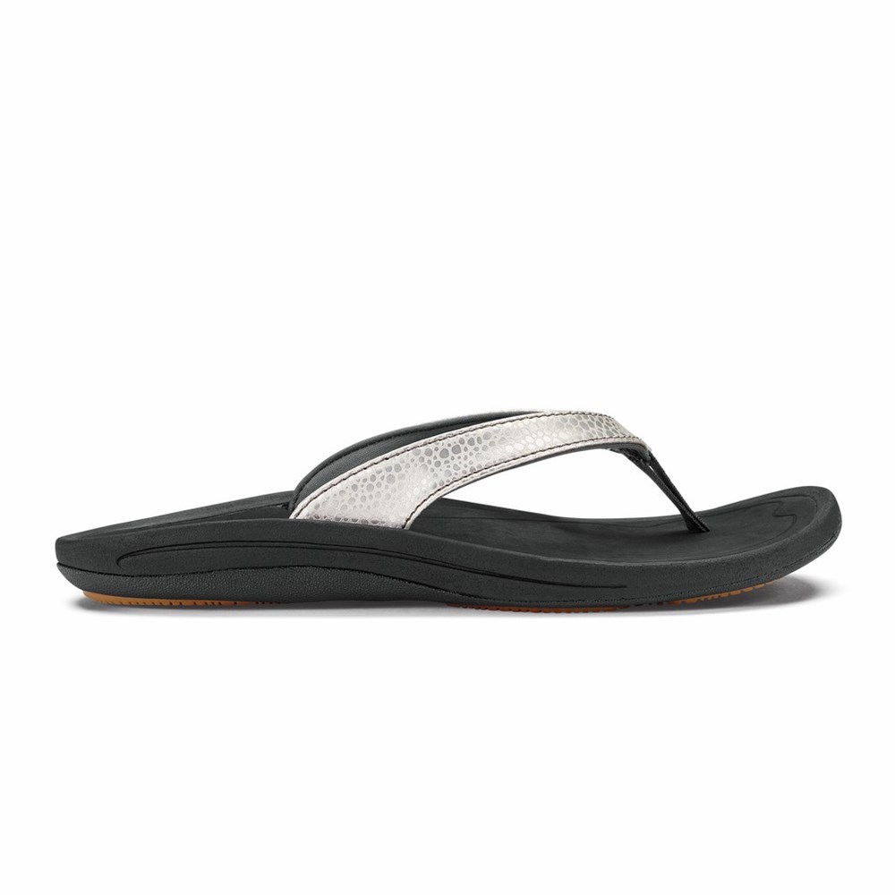 Silver / Black OluKai Kūlapa Kai Women\'s Sandals | 32685-DXNU