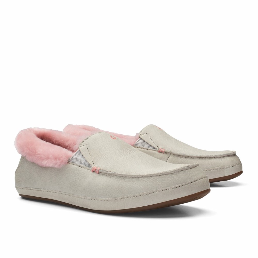 White Grey OluKai Ku‘una Women's Slippers | 30754-YAPN